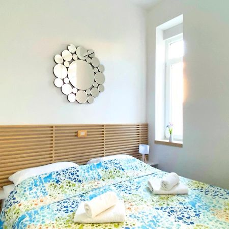 En-Suite Iris On Rokova Street - 5 Min Walk To The Old Town Of Сплит Екстериор снимка